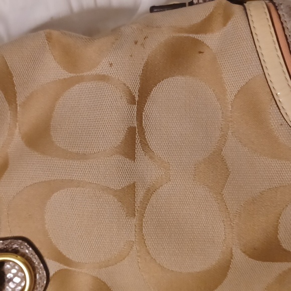 Coach C1320-F24889 Sig snake skin trim handbag - Picture 9 of 16